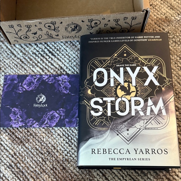 Fairyloot Other - Onyx Storm by Rebecca Yarros - Exclusive Fairyloot Edition - NEW